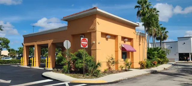 Commercial at 5300 Coconut Creek Parkway, Margate