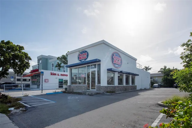 Commercial at 4700 N Federal Highway, Fort Lauderdale