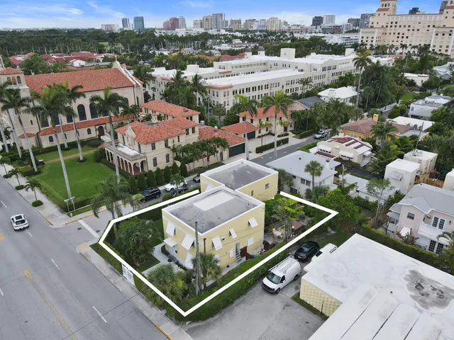 Commercial at 172 N County Road, Palm Beach