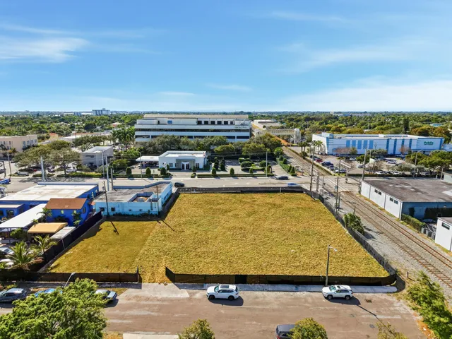 Commercial at 428 Avon Road, West Palm Beach