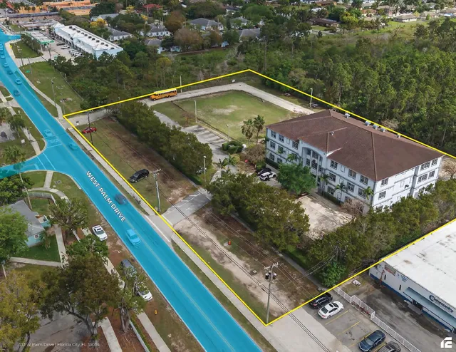 Commercial at 713 W Palm Drive, Florida City