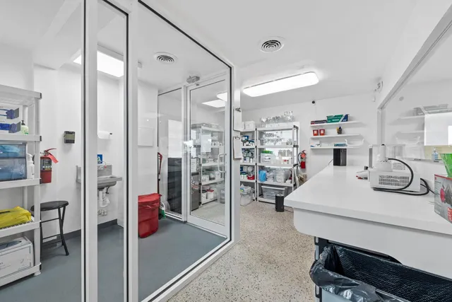 Commercial at 141 E Commercial Boulevard, Oakland Park