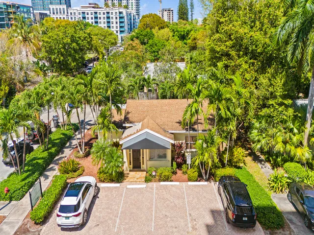 Commercial at 103 NE 4th Street, Fort Lauderdale
