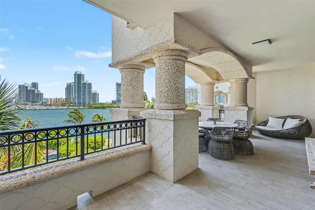 3-bedroom home at 7042 Fisher Island Drive #7042, Miami Beach