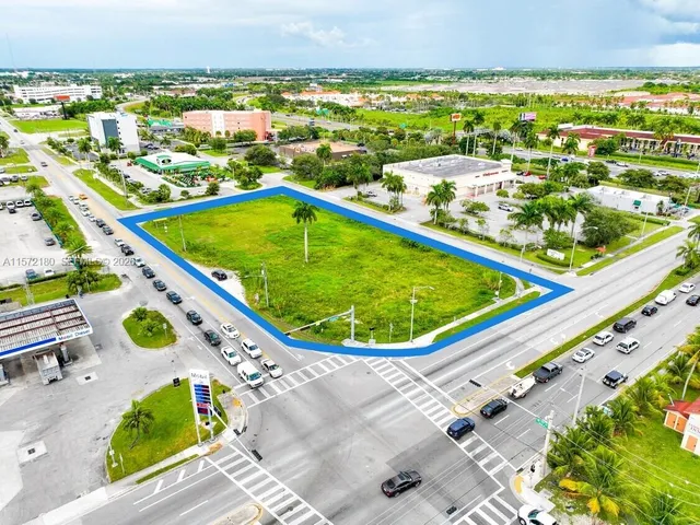 Land at 41 N Krome Avenue, Florida City