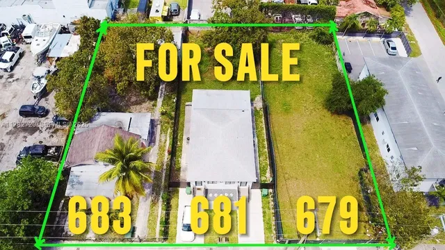 Land at 683 NW & 681 & 679 30th Street, Miami