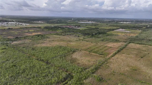 Land at 382 SW Nd Street, Homestead