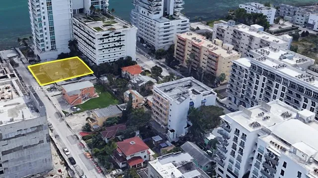 Land at 702-708 NE 26th Street, Miami