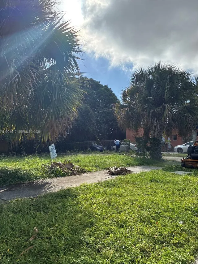 Land at 547 17th Street, West Palm Beach