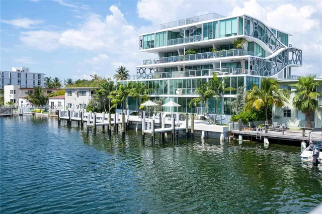 Land at 8425 Crespi Boulevard, Miami Beach