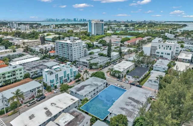 Land at 7711 Carlyle Avenue, Miami Beach