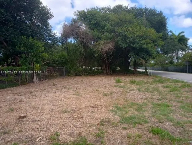 Land at 2410 NW 167 Street, Miami Gardens