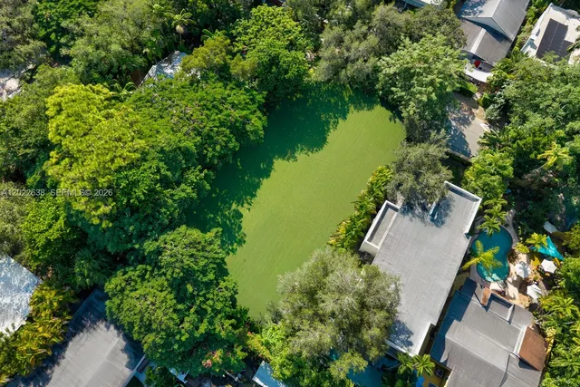 Land at 3729 Kumquat Avenue, Miami