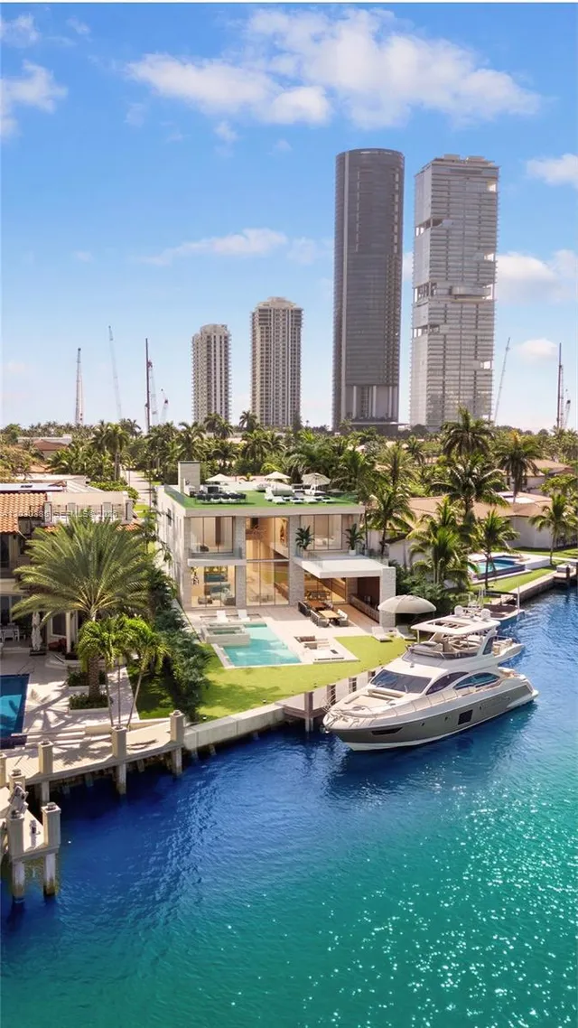 Land at 18800 N Bay Road, Sunny Isles Beach