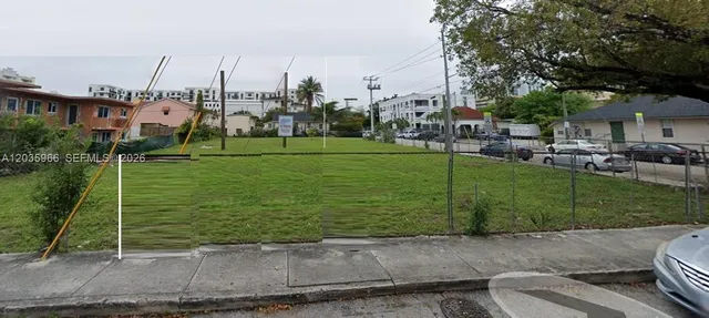 Land at 226 SW 7th Avenue, Miami