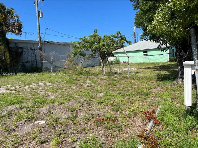 Land at 535 Lilac Court, West Palm Beach