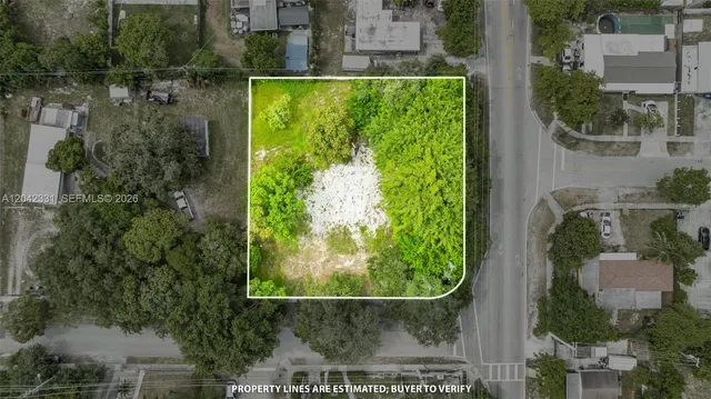 Land at 1585 NE 158th Street, North Miami Beach