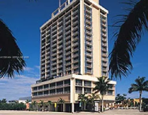 Commercial at 1720 Harrison Street #8C, Hollywood