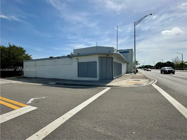 Commercial at 3045 W Broward Boulevard, Fort Lauderdale