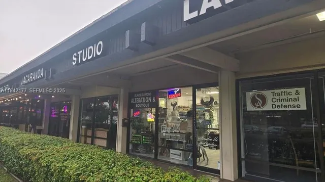 Commercial at 8275 W Broward Boulevard, Plantation