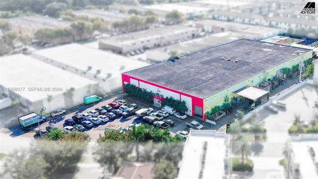 Commercial at 290 W 78th Road, Hialeah