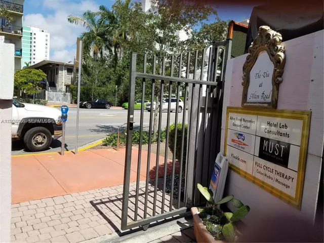 Commercial at 1239 Alton Road, Miami Beach