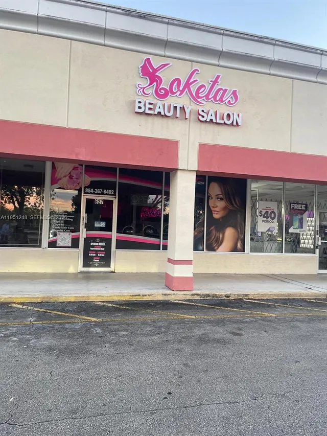 Commercial at 627 S State Road 7, Hollywood