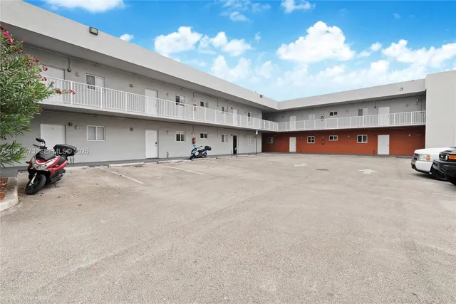 Commercial at 750 SW 2nd Street, Miami