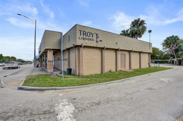 Commercial at 2990 W Sunrise Boulevard, Fort Lauderdale