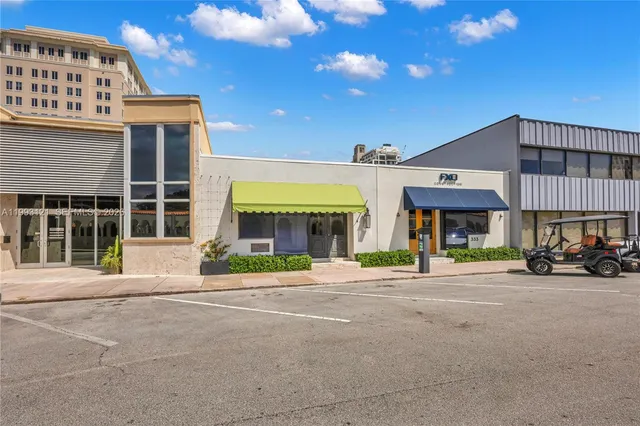 Commercial at 337 Palermo Avenue, Coral Gables
