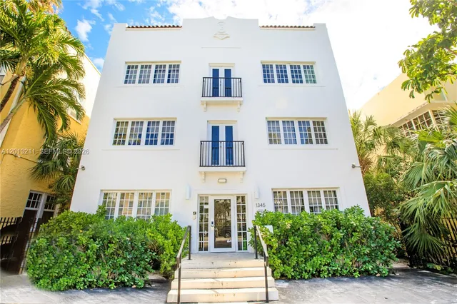 Commercial at 1345 Pennsylvania Avenue, Miami Beach