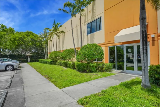 Commercial at 12601 NW 115th Avenue #A114, Medley