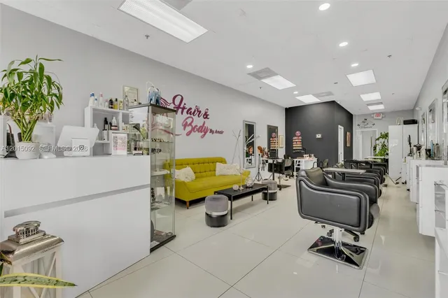 Commercial at 6370 N State Road 7, Coconut Creek