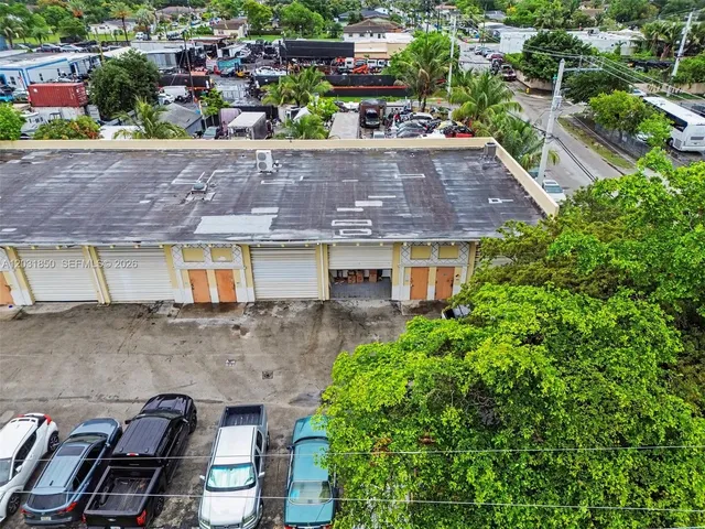 Commercial at 2225 SW 57th Avenue #2, West Park