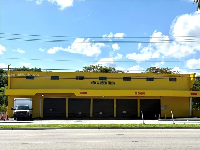 Commercial at 20400 S Dixie Highway, Cutler Bay