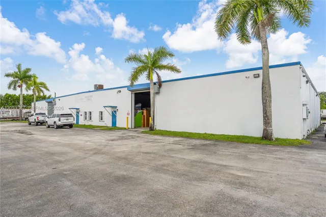 Commercial at 150 SW 14th Avenue, Homestead