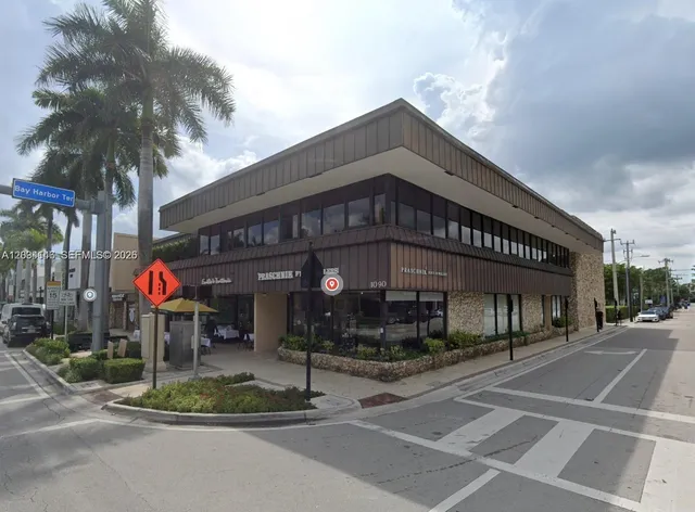Commercial at 1090 Kane Concourse, Bay Harbor Islands