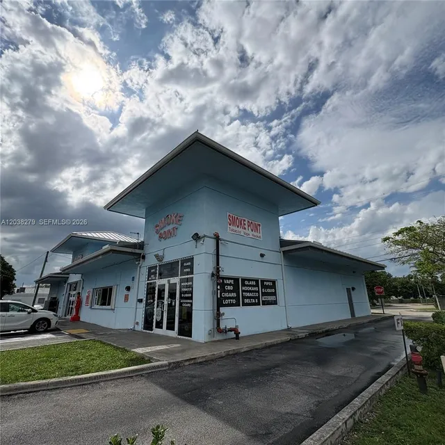 Commercial at 5901 Johnson Street, Hollywood