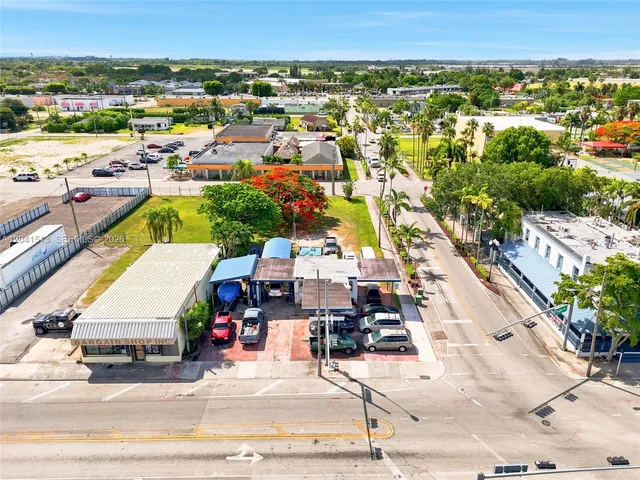 Commercial at 3 N Flagler Avenue, Homestead