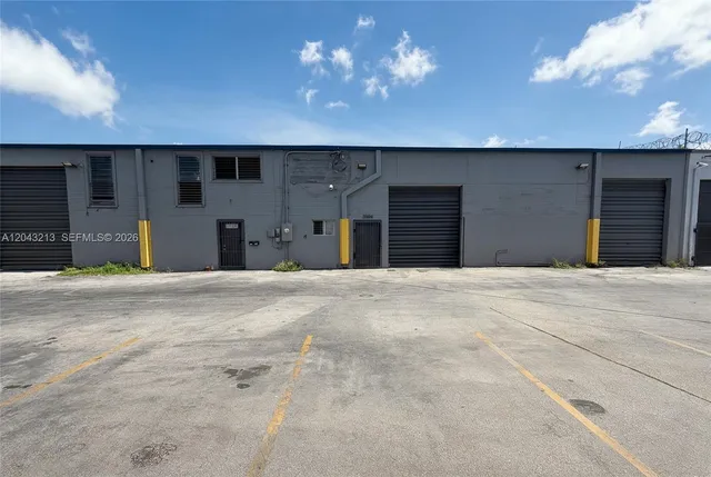 Commercial at 3904 NW 32nd Avenue, Miami