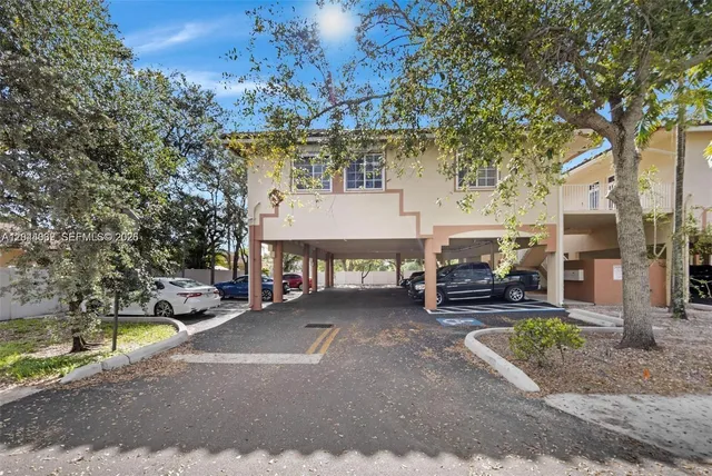 Commercial at 5595 Orange Drive #101, Davie