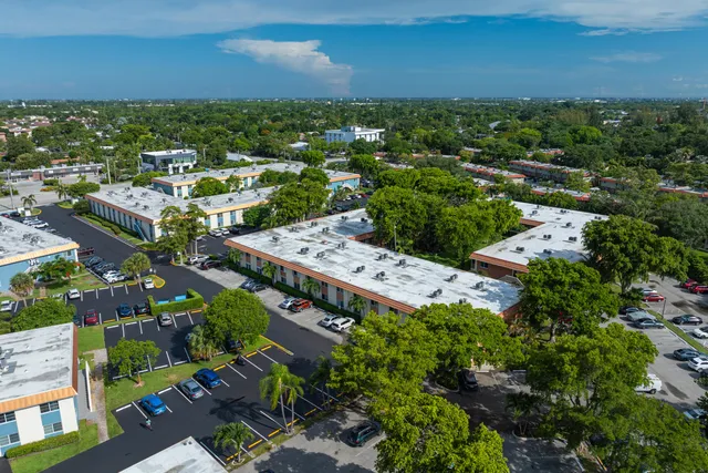 2-bedroom home at 119 NE 19th Court #118g, Wilton Manors