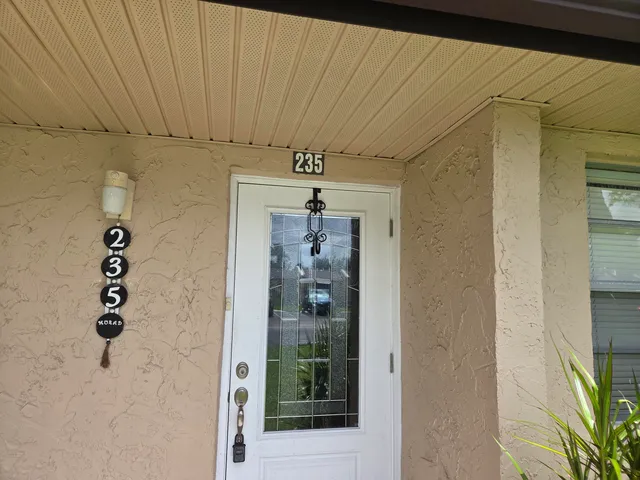 1-bedroom home at 235 Lake Meryl Drive #235, West Palm Beach