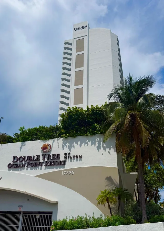 1-bedroom home at 17375 Collins Avenue #1104, Sunny Isles Beach