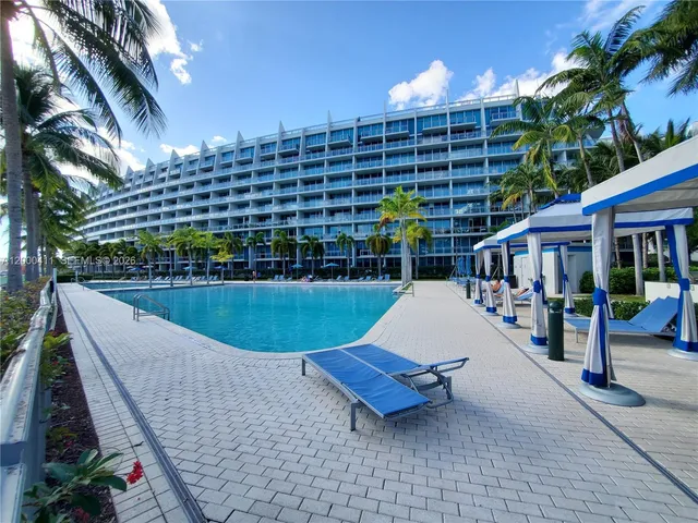 2-bedroom home at 2950 NE 188th Street #401, Aventura