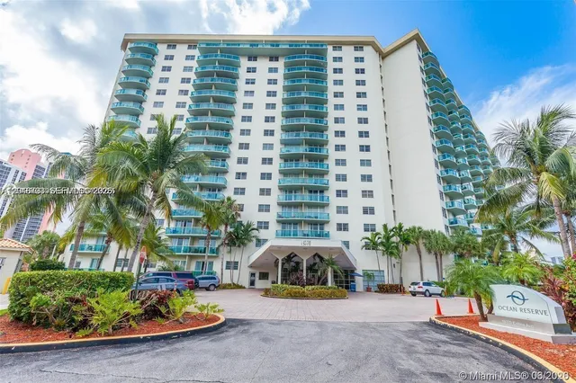 1-bedroom home at 19370 Collins Avenue #517, Sunny Isles Beach