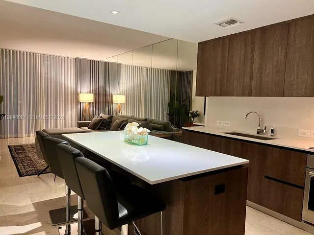1-bedroom home at 88 SW 7th Street #808, Miami