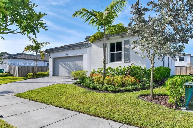 4-bedroom home at 16344 SW 290th Street, Homestead