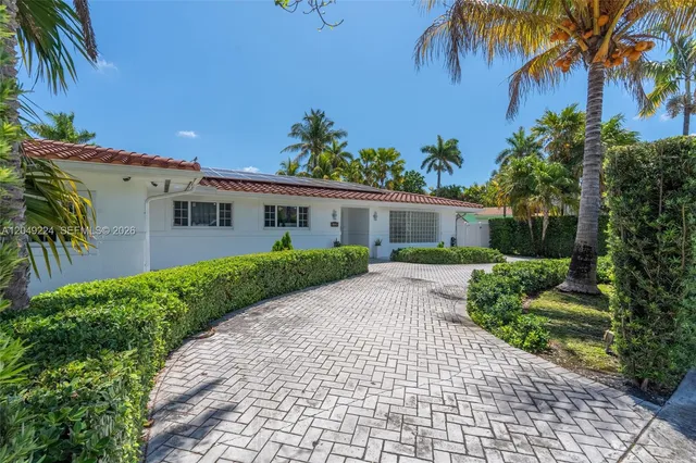 5-bedroom home at 20235 Highland Lakes Boulevard, Miami