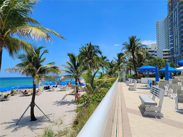 2-bedroom rental at 2030 S Ocean Drive #2026, Hallandale Beach